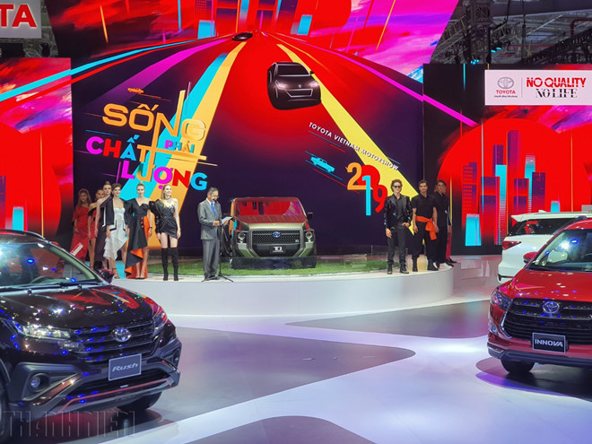 TJ Cruiser - tâm điểm của khu trưng bày Toyota tại Vietnam Motor Show 2019